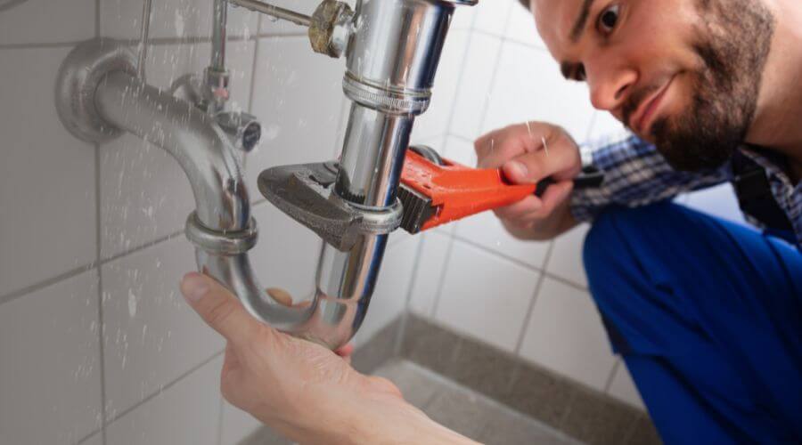 Leaking toilet repair in Owyhee, NV